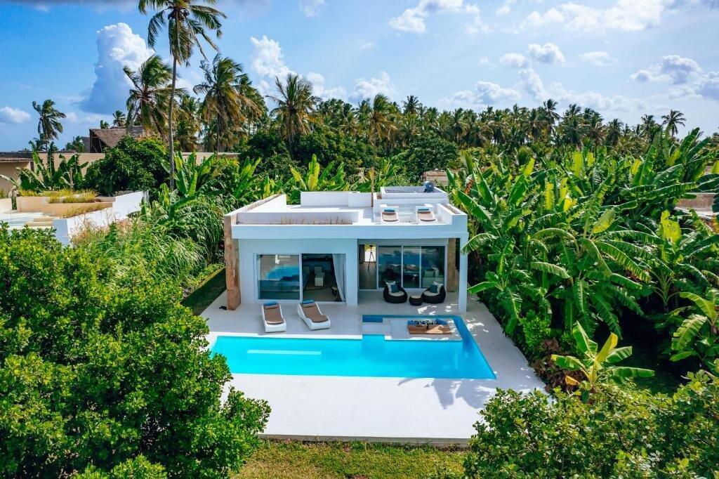 Ycona Eco-Luxury Resort